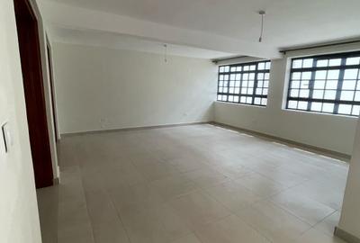 3 Bed Apartment with En Suite in Kitisuru