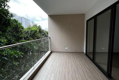 3 Bed Apartment with En Suite in Lavington
