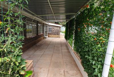 1 ac Commercial Property with Service Charge Included in Lavington