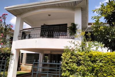 4 Bed Townhouse with En Suite in Westlands Area