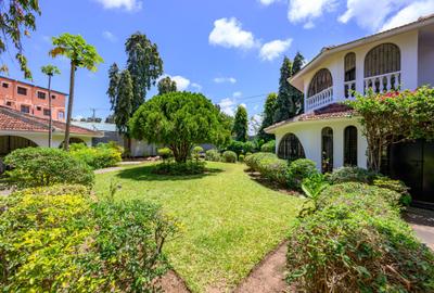 5 Bed Townhouse at Beach Road - 3