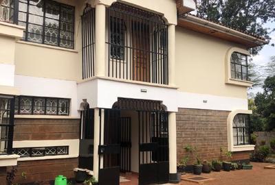 7 Bed Villa with En Suite in Kitisuru