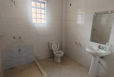 3 Bed Apartment with En Suite in Kileleshwa - 4