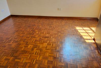 4 Bed Townhouse with En Suite in Kitisuru