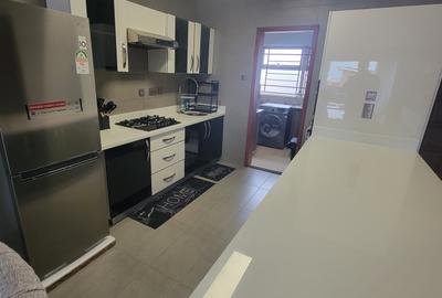 Serviced 2 Bed Apartment with En Suite in Kileleshwa - 4