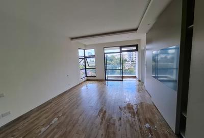 4 Bed Apartment with En Suite in Riverside - 4