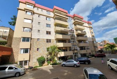 3 Bed Apartment with En Suite at Lavington