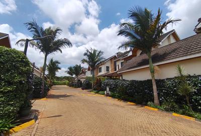 4 Bed Townhouse with Swimming Pool in Kiambu Road - 4