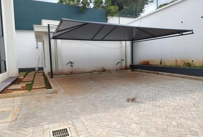 6 Bed Townhouse with En Suite in Loresho - 2