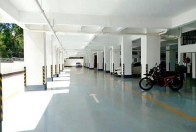 Serviced 1 Bed Apartment with En Suite at David Oseli Road - 4