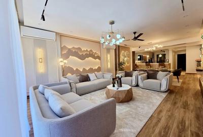 3 Bed Apartment with En Suite at Links Road - 2