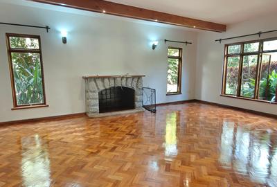 5 Bed House with En Suite in Karen - 4