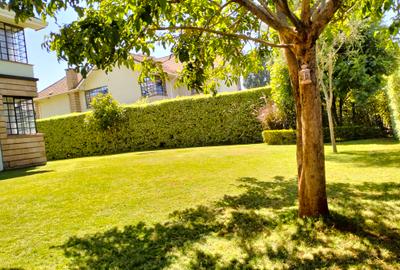 4 Bed Townhouse with En Suite in Kitisuru