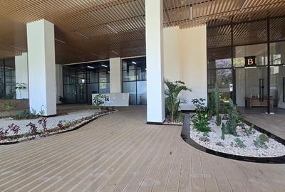 3 Bed Apartment with En Suite in Riverside