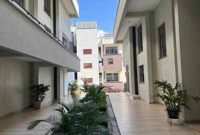 4 Bed Townhouse with En Suite in Runda