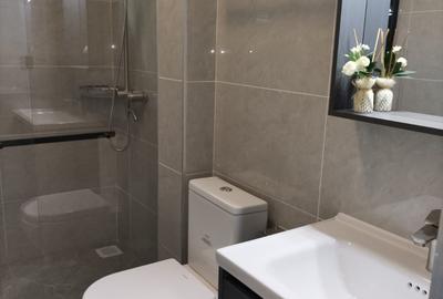 3 Bed Apartment with En Suite in Lavington - 4