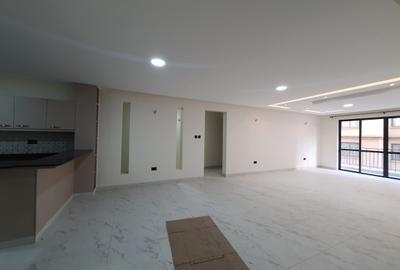 4 Bed Apartment with En Suite at 2Nd Parklands Avenue - 3