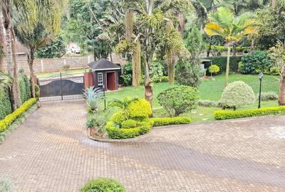 5 Bed House with En Suite in Nyari - 4