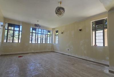 4 Bed House with En Suite in Kiambu Road