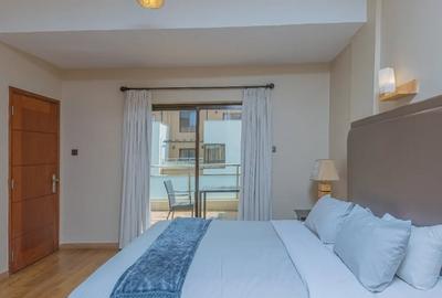 Serviced 1 Bed Apartment with En Suite in Lavington - 4