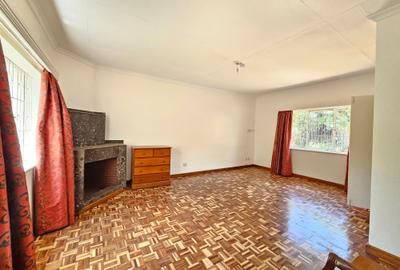 5 Bed Townhouse with En Suite in Kyuna - 4