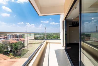 4 Bed Apartment with En Suite in Lavington