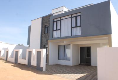 5 Bed Townhouse with En Suite at Kamangu - Kiambu - 3