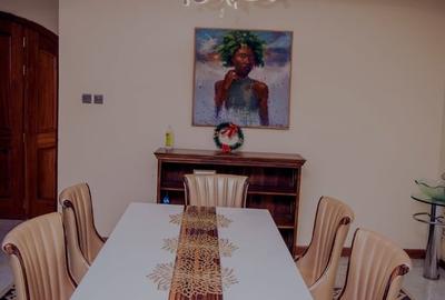 Serviced 4 Bed Apartment with En Suite at Hurlinghurm - 3