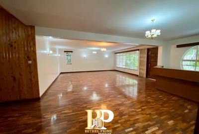 5 Bed House with Garden in Runda