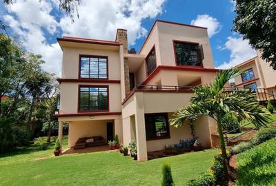 4 Bed Villa with En Suite at Runda