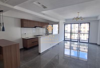 2 Bed Apartment with En Suite at Riverside Drive