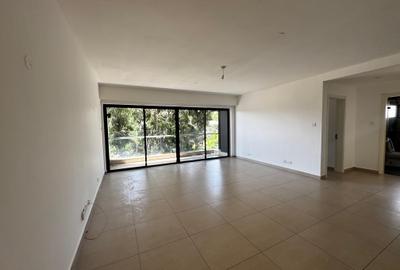 2 Bed Apartment with En Suite in Lavington - 2