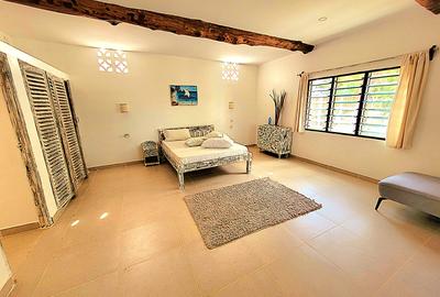 4 Bed Villa with En Suite in Diani