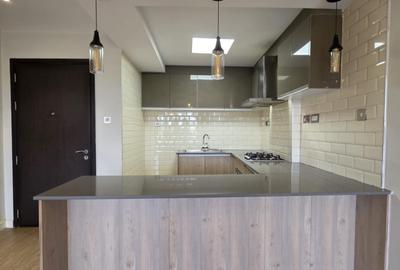 1 Bed Apartment with En Suite in Riverside - 2