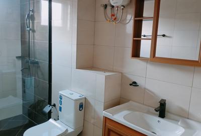 2 Bed Apartment with En Suite in Westlands Area - 4