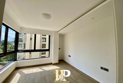 3 Bed Apartment with En Suite in Riverside - 4