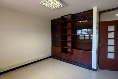 Commercial Property with Parking in Kilimani