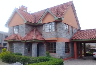 5 Bed House with En Suite in Ongata Rongai