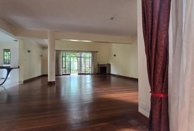 5 Bed Townhouse with En Suite in Lavington