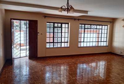 5 Bed Townhouse with En Suite at Westlands