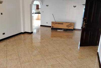 4 Bed Apartment with En Suite in Upper Hill - 4