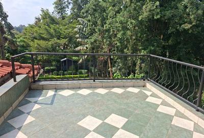 4 Bed House with En Suite in Gigiri