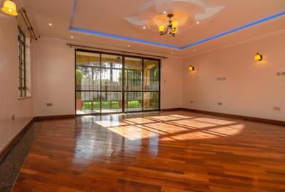 4 Bed House with Swimming Pool in Runda - 2