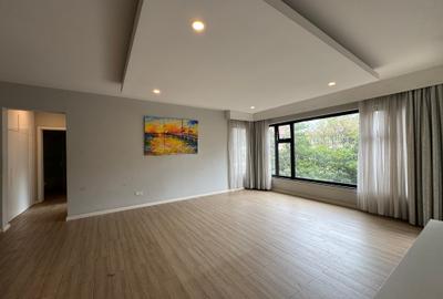 Serviced 2 Bed Apartment with En Suite in Lavington