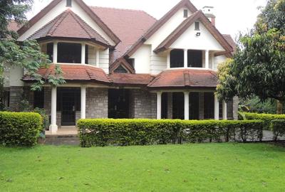 5 Bed House with En Suite at Mandela Road