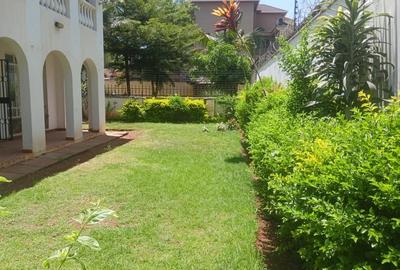 5 Bed Townhouse with En Suite at Othaya
