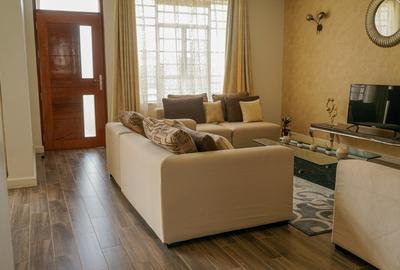 4 Bed Townhouse with En Suite in South C - 3