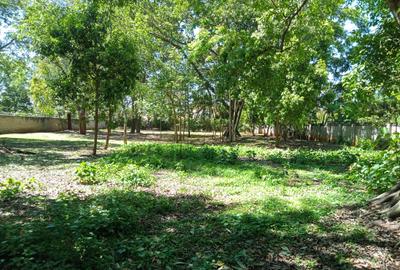 Land in Thigiri