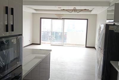 2 Bed Apartment with En Suite at Riverside Along Riverside Drive.