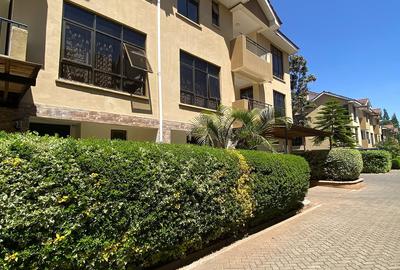 5 Bed Townhouse with En Suite at Amboseli Road - 2